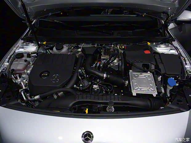 奔驰(进口) 奔驰A级新能源(进口) 2020款 A 250 e 奔驰(进口) 奔驰A级新能源(进口) 2020款 A 250 e