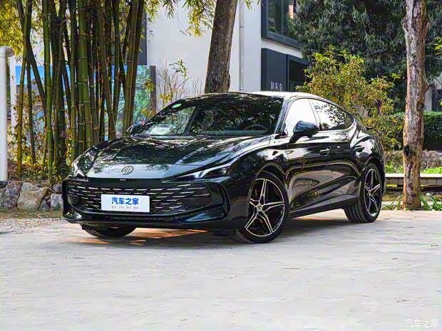 上汽集團(tuán) MG7 2023款 2.0T 自動Trophy+激擎耀世版