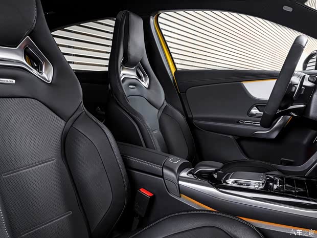 梅赛德斯-AMG 奔驰A级AMG 2019款 AMG A35 4MATIC 梅赛德斯-AMG 奔驰A级AMG 2019款 AMG A35 4MATIC