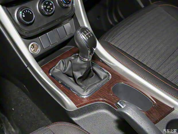 北汽瑞翔 北汽瑞翔X3 2022款 基本型