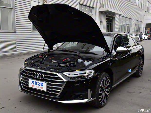 奥迪(进口) 奥迪S8 2021款 S8L 4.0TFSI quattro