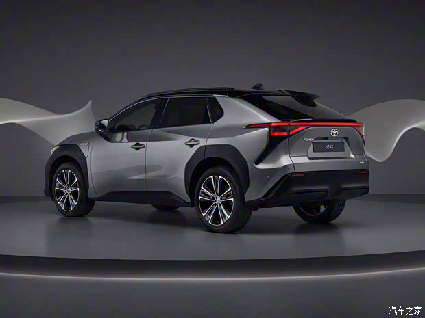 豐田(進(jìn)口) 豐田bZ4X(海外) 2022款 AWD 歐洲版
