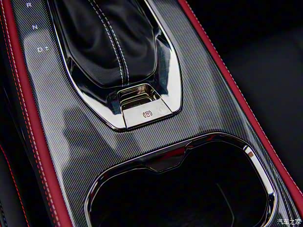 長(zhǎng)安汽車 長(zhǎng)安歐尚X5 2020款 1.5T 高配版