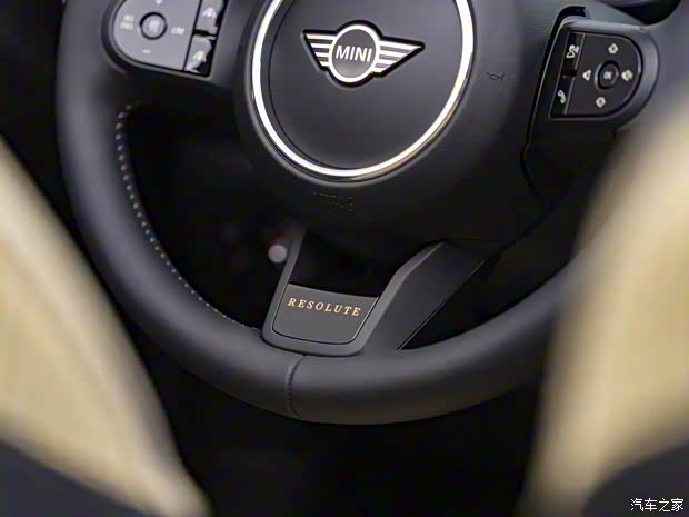 MINI MINI 2022款 COOPER S Cabrio 執(zhí)迷特別版 歐洲版