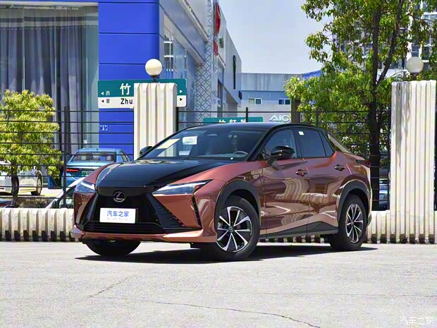雷克薩斯 雷克薩斯RZ 2023款 450e 四驅(qū)縱享版 雷克薩斯 雷克薩斯RZ 2023款 450e 四驅(qū)縱享版
