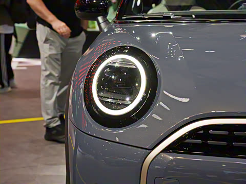 2025款 2.0T COOPER S CABRIO 白日星尘限定配色 2025款 2.0T COOPER S CABRIO 白日星尘限定配色