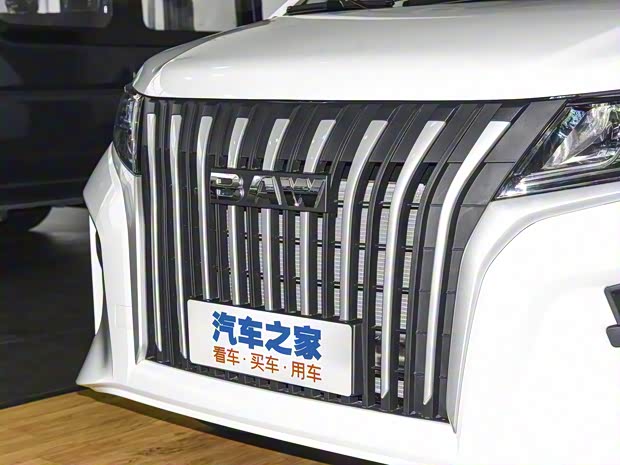 北京汽車制造廠 王牌M7 2022款 1.6L 長軸標(biāo)準(zhǔn)型 7座