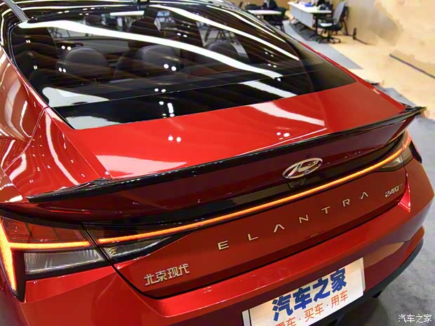 北京现代 伊兰特 2021款 240TGDi TOP旗舰版