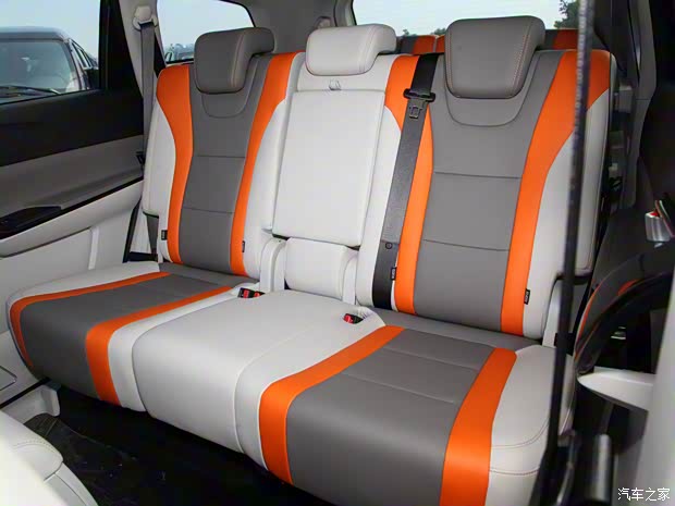 東風(fēng)風(fēng)行 風(fēng)行T5 2022款 馬赫版 1.5T 高配版 7座