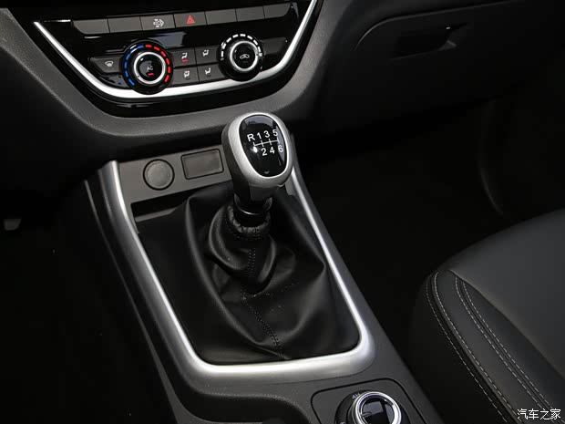 江西五十铃 瑞迈 2023款 2.5T 柴油 四驱 驰迈版 长轴