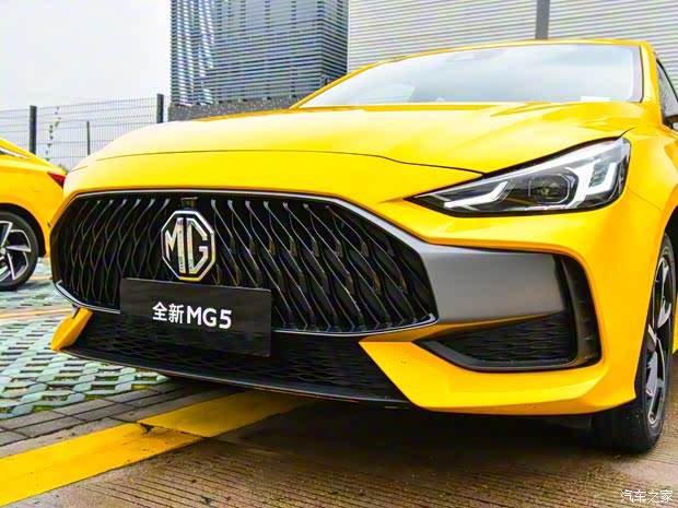 上汽集团 名爵5 2021款 1.5T DCT基本型