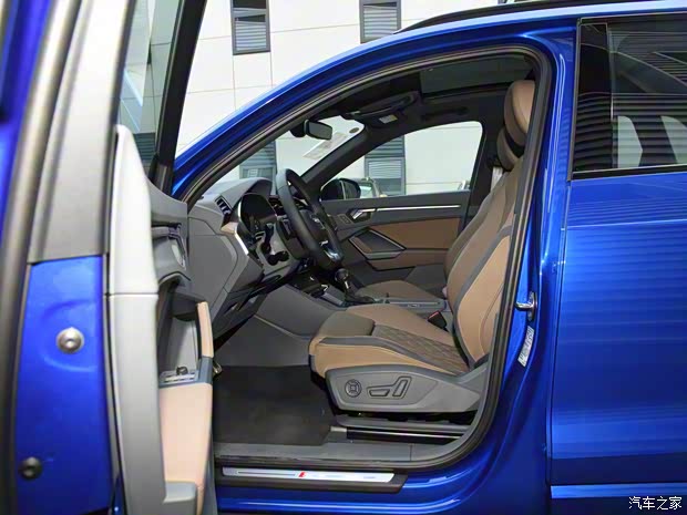 一汽奧迪 奧迪Q3 2024款 45 TFSI quattro 時尚動感型