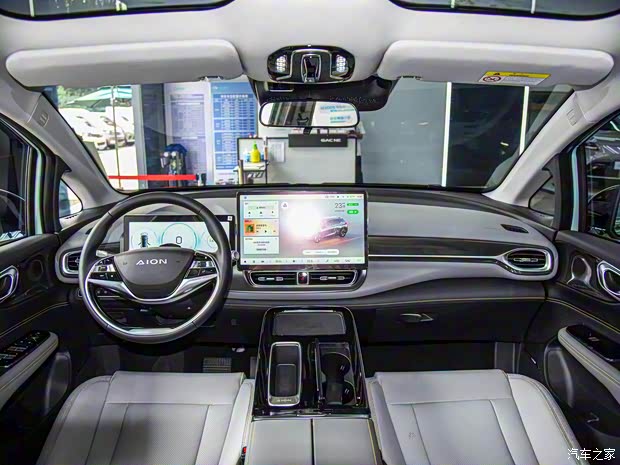 廣汽埃安 AION V 2023款 Plus 80 智享七座版 三元鋰