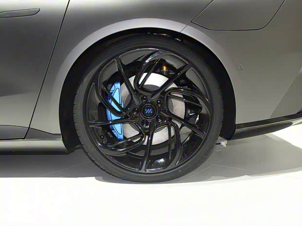 智己汽车 智己L7 2022款 性能版 智己汽车 智己L7 2022款 性能版