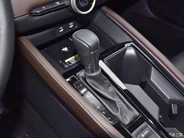 东风本田 英仕派 2023款 260TURBO 高配版 东风本田 英仕派 2023款 260TURBO 高配版