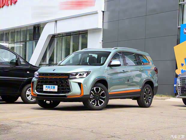 東風(fēng)風(fēng)行 風(fēng)行T5 2022款 馬赫版 1.5T DCT激擎款