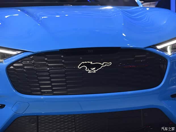 福特(进口) Mustang Mach-E 2020款 长续航全驱版 Premium