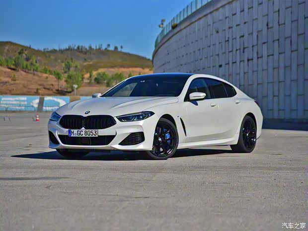 寶馬(進(jìn)口) 寶馬8系 2019款 840i 四門轎跑車 M運(yùn)動(dòng)套裝