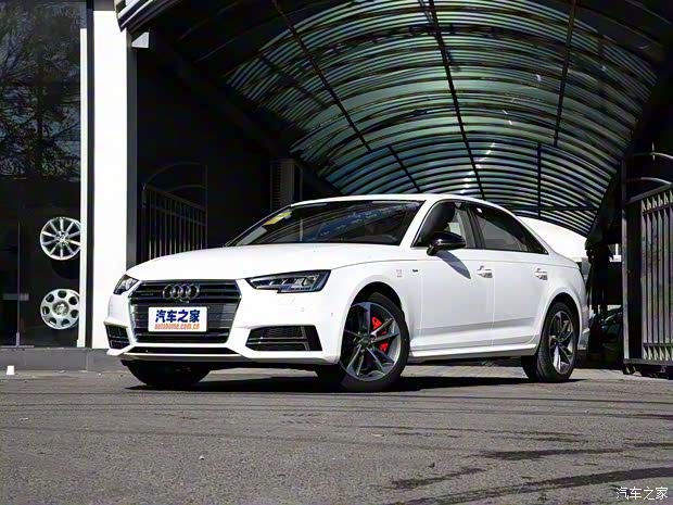 一汽-大眾奧迪 奧迪A4L 2019款 45 TFSI quattro 運(yùn)動(dòng)型 一汽-大眾奧迪 奧迪A4L 2019款 45 TFSI quattro 運(yùn)動(dòng)型