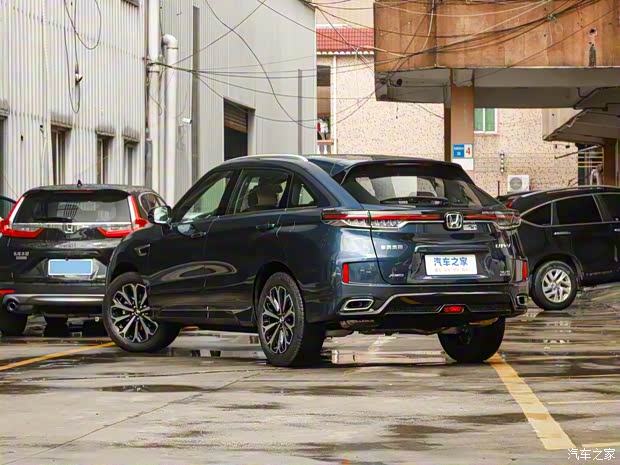 東風(fēng)本田 本田UR-V 2023款 370TURBO 四驅(qū)尊享版