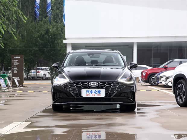 北京现代 索纳塔 2020款 270TGDi GLS DCT精英版 北京现代 索纳塔 2020款 270TGDi GLS DCT精英版