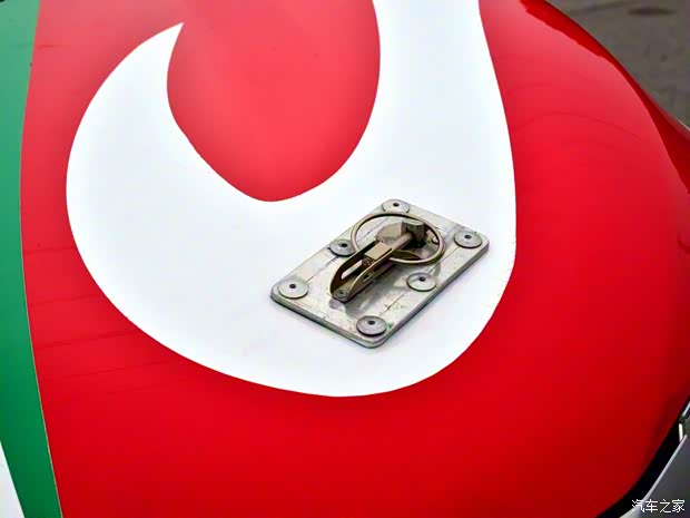 鄭州日產(chǎn) 納瓦拉 2017款 2.5L手動四驅(qū)旗艦版QR25