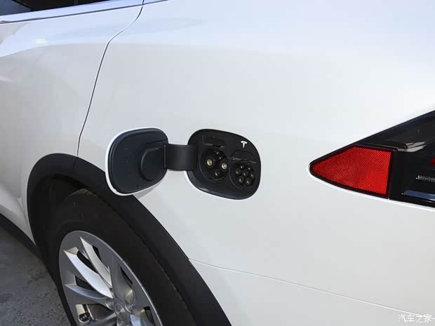 特斯拉（進(jìn)口） Model X 2019款 長(zhǎng)續(xù)航版