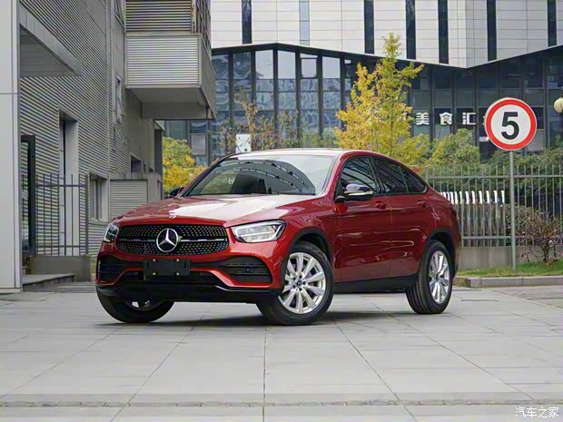 奔驰(进口) 奔驰GLC(进口) 2020款 GLC 260 4MATIC 轿跑SUV 奔驰(进口) 奔驰GLC(进口) 2020款 GLC 260 4MATIC 轿跑SUV