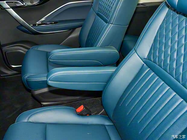 吉利汽車 嘉際 2023款 嘉際L 1.5TD DCT尊貴型