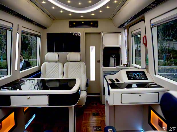 宇通客車 宇通T7 2021款 3.5T汽油定制星河版35LGTDI