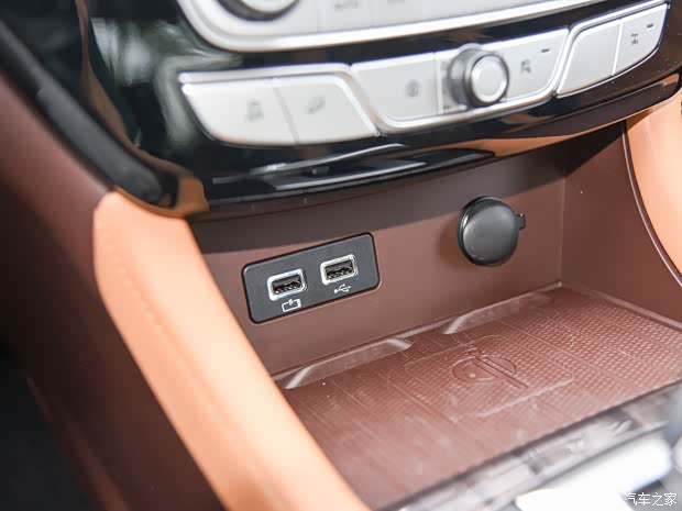 長(zhǎng)城汽車 炮 2021款 2.0T乘用全球版自動(dòng)柴油四驅(qū)尊享型標(biāo)箱GW4D20M