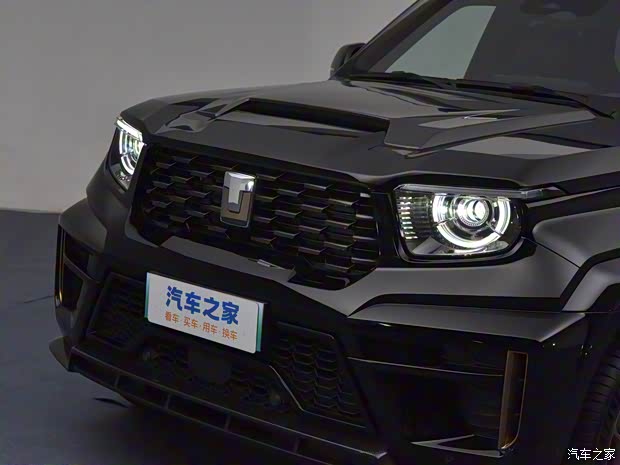 长城汽车 坦克700新能源 2024款 Hi4-T 首发限定版