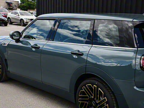 2022款 2.0T COOPER S 自在特别版 2022款 2.0T COOPER S 自在特别版