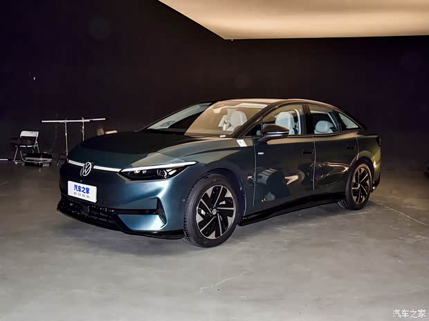 一汽-大众 大众ID.7 2023款 低配版 一汽-大众 大众ID.7 2023款 低配版