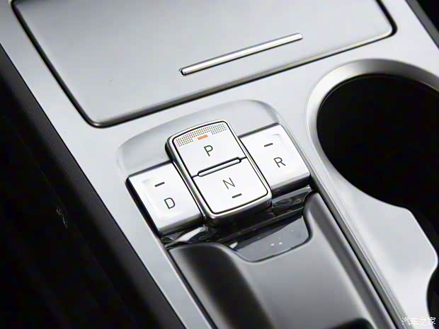 北京现代 ENCINO 昂希诺新能源 2019款 中配版 北京现代 ENCINO 昂希诺新能源 2019款 中配版