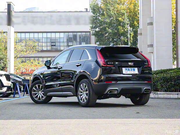 上汽通用凱迪拉克 凱迪拉克XT4 2023款 28T 兩驅(qū)尊貴型