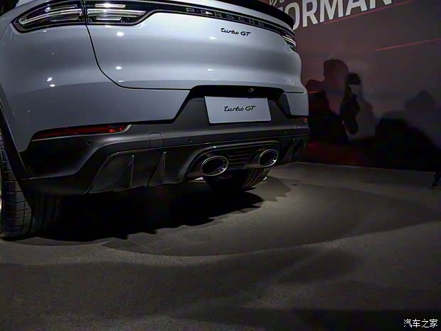 保時(shí)捷 Cayenne 2021款 Cayenne Turbo GT 4.0T
