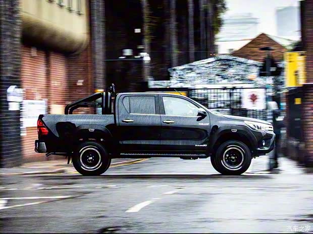 丰田(进口) Hilux 2019款 Invincible 50 丰田(进口) Hilux 2019款 Invincible 50