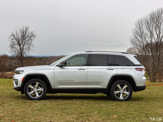 Jeep(进口) 大切诺基(进口) 2022款 Limited 美国版 Jeep(进口) 大切诺基(进口) 2022款 Limited 美国版