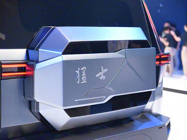 东风汽车 M-Terrain 2022款 基本型 东风汽车 M-Terrain 2022款 基本型