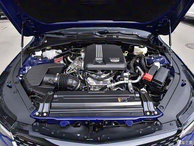 上汽通用凯迪拉克 凯迪拉克CT4 2022款 28T 豪华型