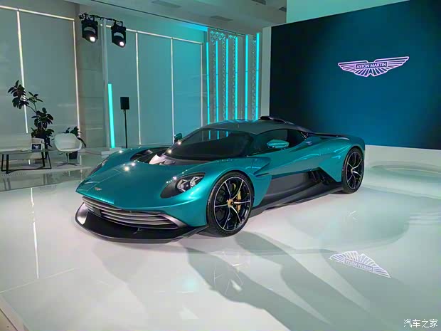 阿斯頓·馬丁 Valhalla 2021款 4.0T PHEV 基本型