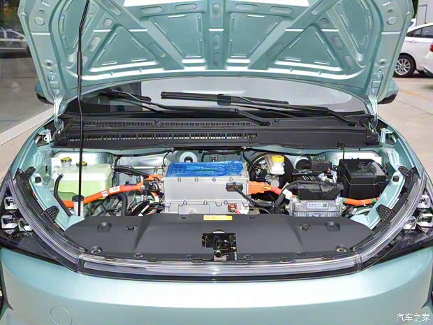 摩登汽車(chē) Modern in 2022款 610km 時(shí)尚版 摩登汽車(chē) Modern in 2022款 610km 時(shí)尚版