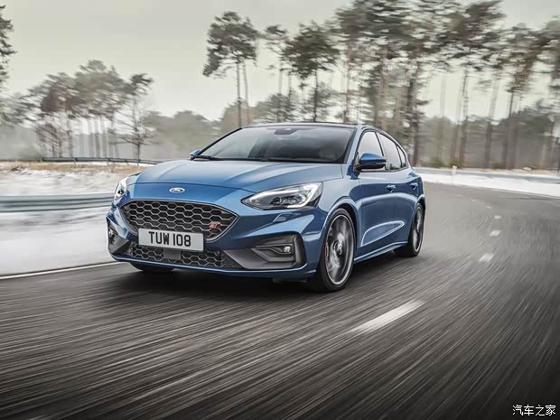 福特(进口) 福克斯(进口) 2019款 2.0T ST 福特(进口) 福克斯(进口) 2019款 2.0T ST