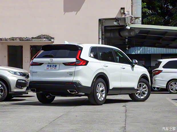 东风本田 本田CR-V 2023款 240TURBO 两驱锋尚7座版 东风本田 本田CR-V 2023款 240TURBO 两驱锋尚7座版