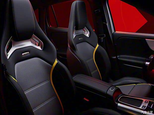 梅赛德斯-AMG 奔驰GLA AMG 2024款 AMG GLA 45 S 4MATIC+ 梅赛德斯-AMG 奔驰GLA AMG 2024款 AMG GLA 45 S 4MATIC+