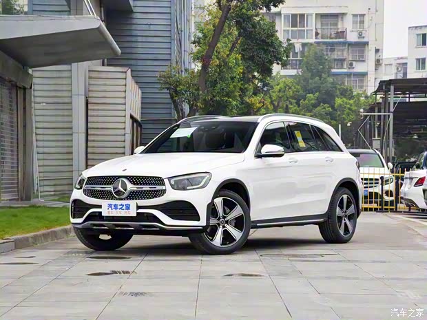 北京奔驰 奔驰GLC 2022款 改款 GLC 300 L 4MATIC 豪华型