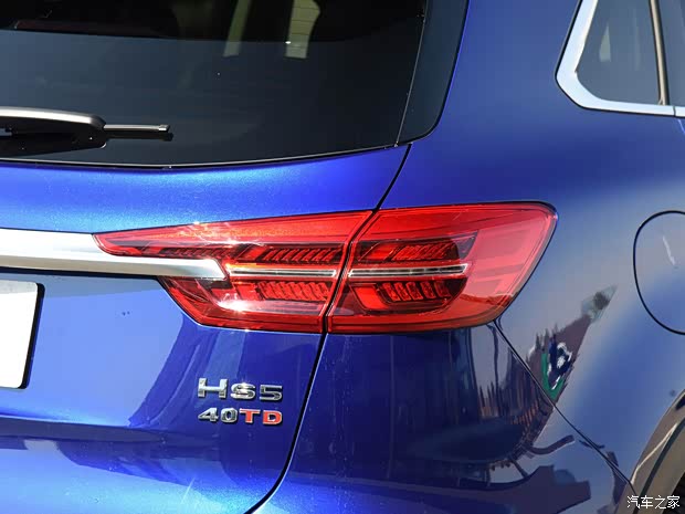 一汽红旗 红旗HS5 2019款 2.0T 智联旗领四驱版
