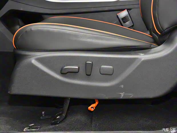 鄭州日產(chǎn) 銳騏7 2023款 虎嘯