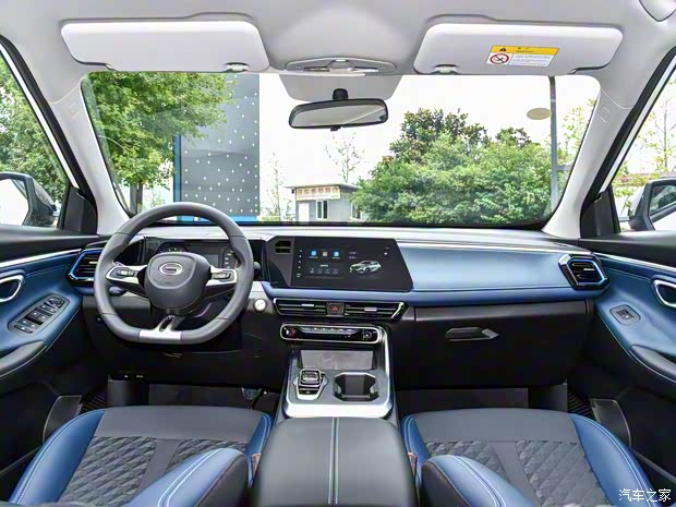 广汽乘用车 传祺GS3 2023款 影速 270T 劲取版 广汽乘用车 传祺GS3 2023款 影速 270T 劲取版